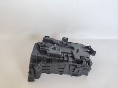 Citroen C Elysee Akü Alt Kutusu 9676054080