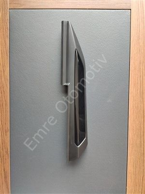 Peugeot 2008 P24E Sağ Çamurluk Çıtası 98258608XY
