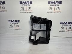 Peugeot 207 Sigorta Kutu Üst Kapağı 654587