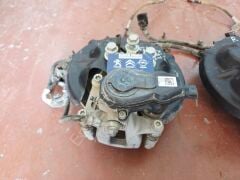 Peugeot 2008 P24 Arka Fren Merkezi Kaliper Elektrikli El Freni